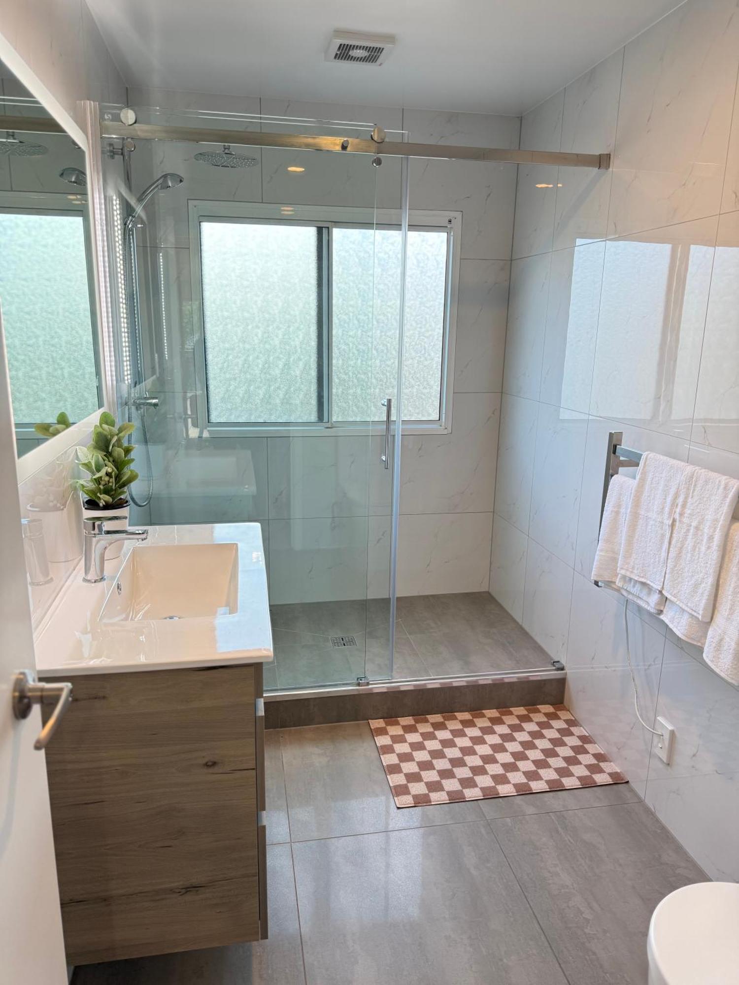 The Luxe Hidden Gem Villa In Auckland Heart - 3 Bedrooms Near Newmarket Westfieldmall Экстерьер фото